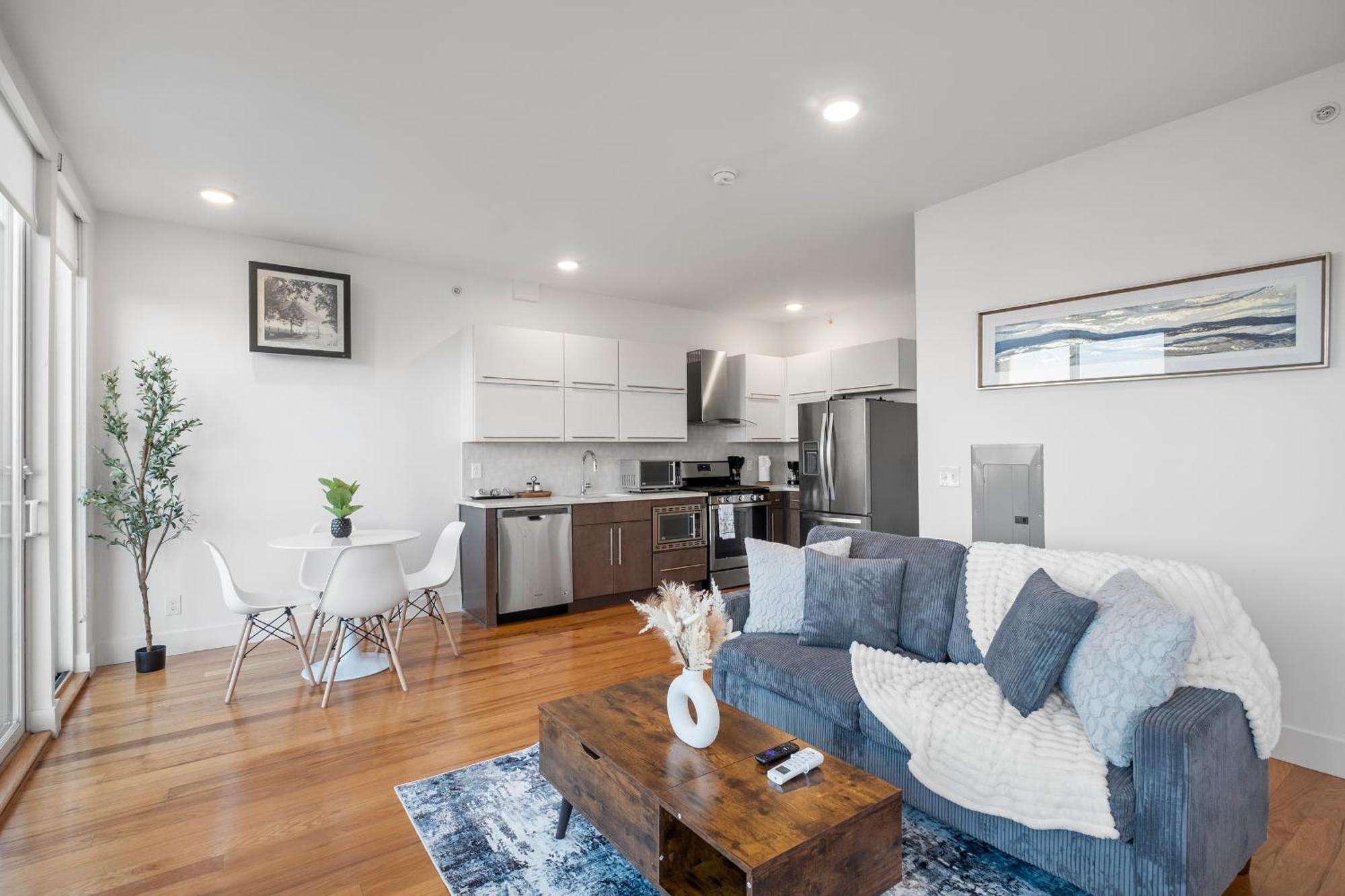Nolibs Luxury Loft Balcony Apartment