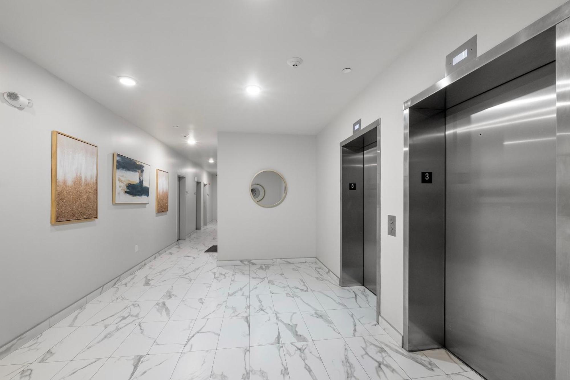 Nolibs Luxury Loft Balcony Apartment