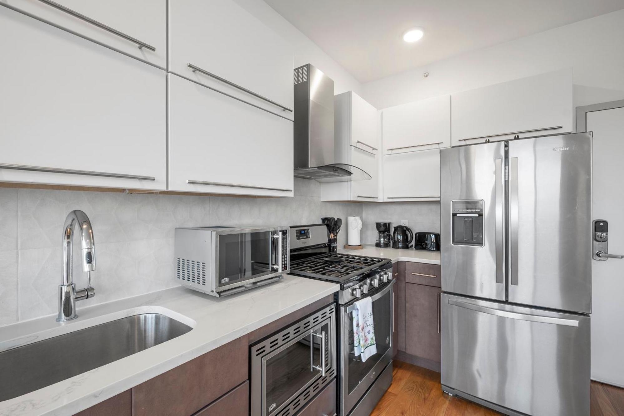 Nolibs Luxury Loft Balcony Apartment Philadelphia